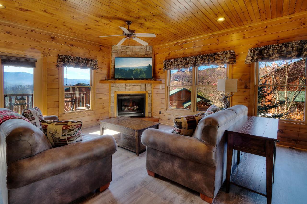 Вилла Smoky Mountain Views Гатлинбург Экстерьер фото